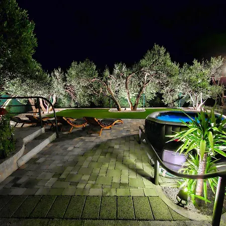 Apartments Vukovic Vanja Makarska Buitenkant foto